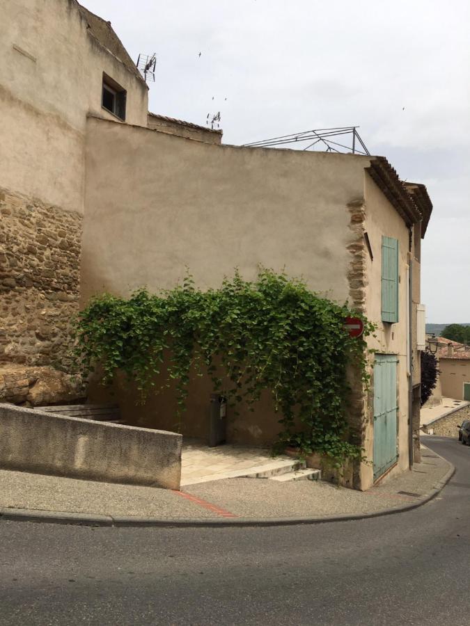 Вилла The Old Barn La Tour-d'Aigues Экстерьер фото